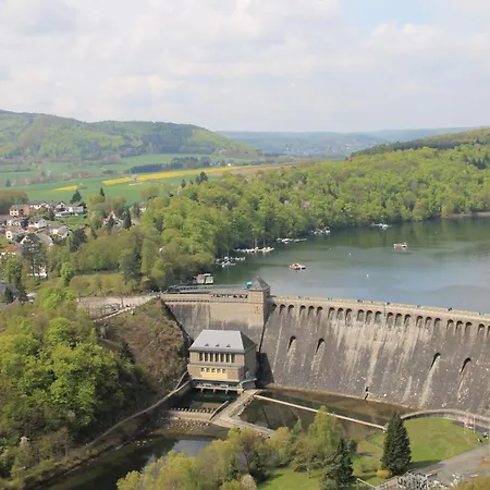 Ferien- & Monteurswohnung Mit Grosser Terrasse Nahe Edersee