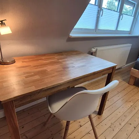 Ferien- & Monteurswohnung Mit Grosser Terrasse Nahe Edersee Appartement *