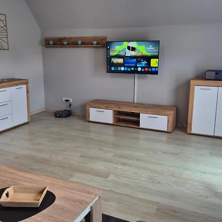 Appartement Ferien- & Monteurswohnung Mit Grosser Terrasse Nahe Edersee Edertal
