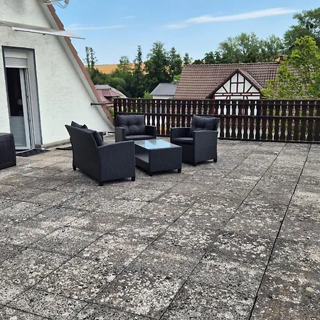 Ferien- & Monteurswohnung Mit Grosser Terrasse Nahe Edersee *